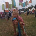 brother and sisterly love at glasto